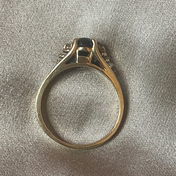 Vintage Solid 14k Natural Black Star Sapphire and Diamond Ring Sz 7.25 - Picture 4 of 7